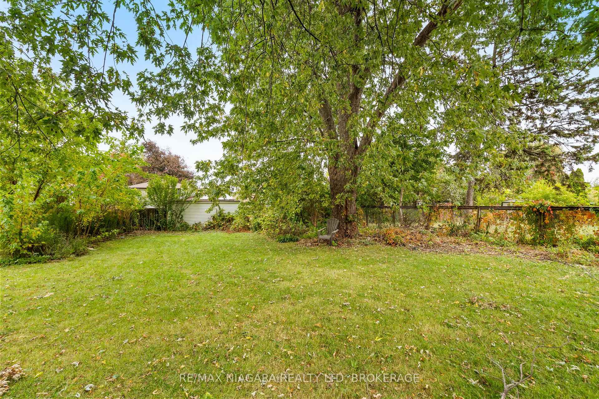 Photo 21 of 241 Bertie Street, Fort Erie, Central — HOMEH