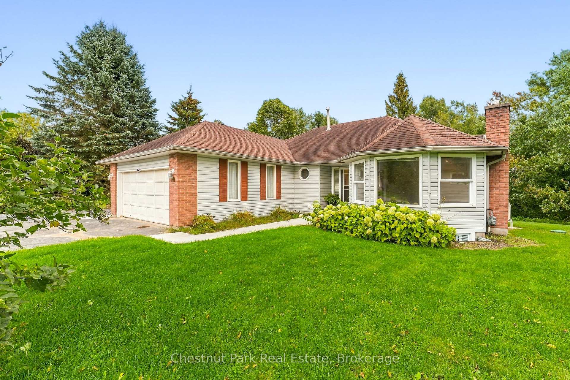 Photo 1 of 30 Catharine Crescent, Bracebridge, Monck (Bracebridge) — HOMEH