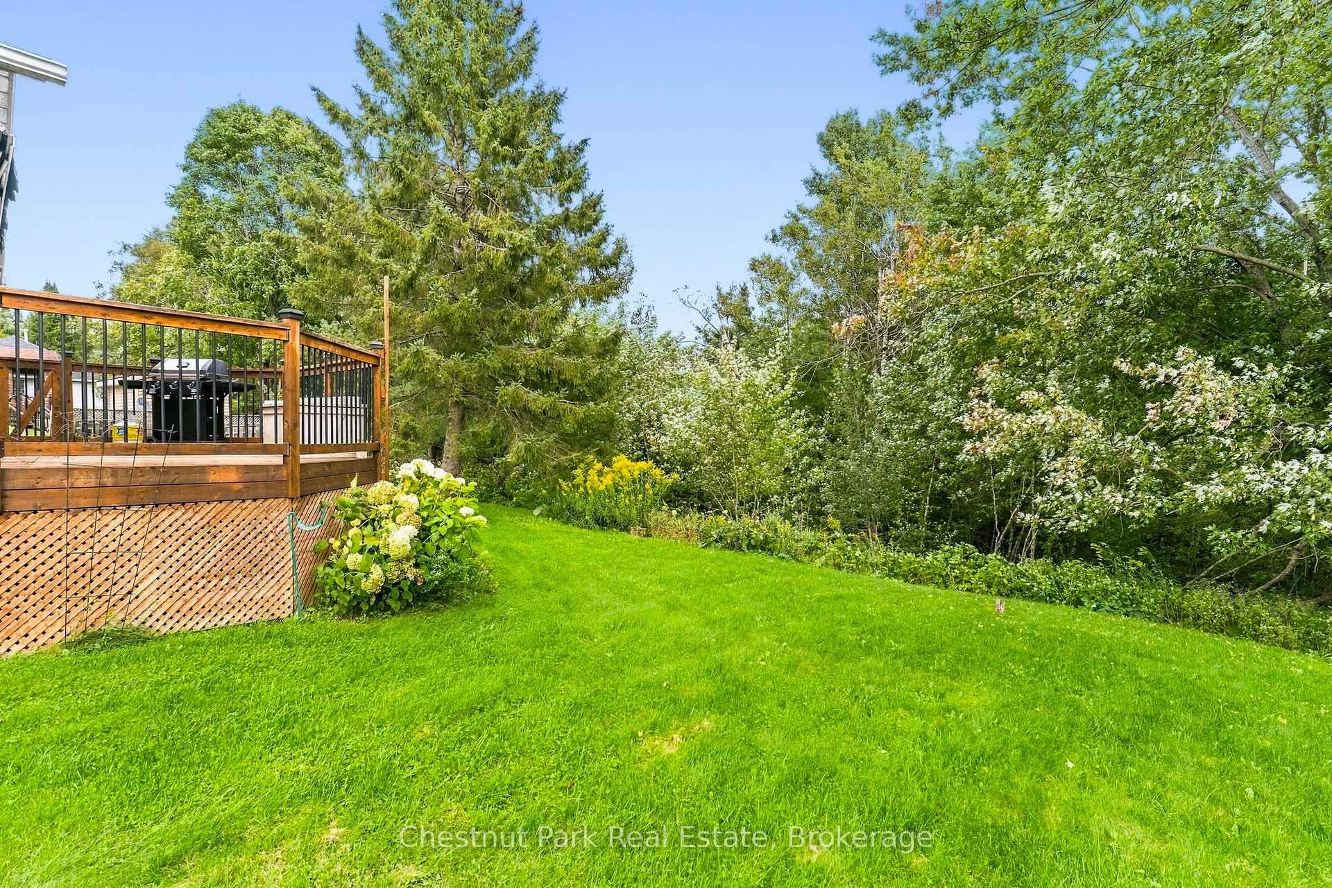 Photo 2 of 30 Catharine Crescent, Bracebridge, Monck (Bracebridge) — HOMEH