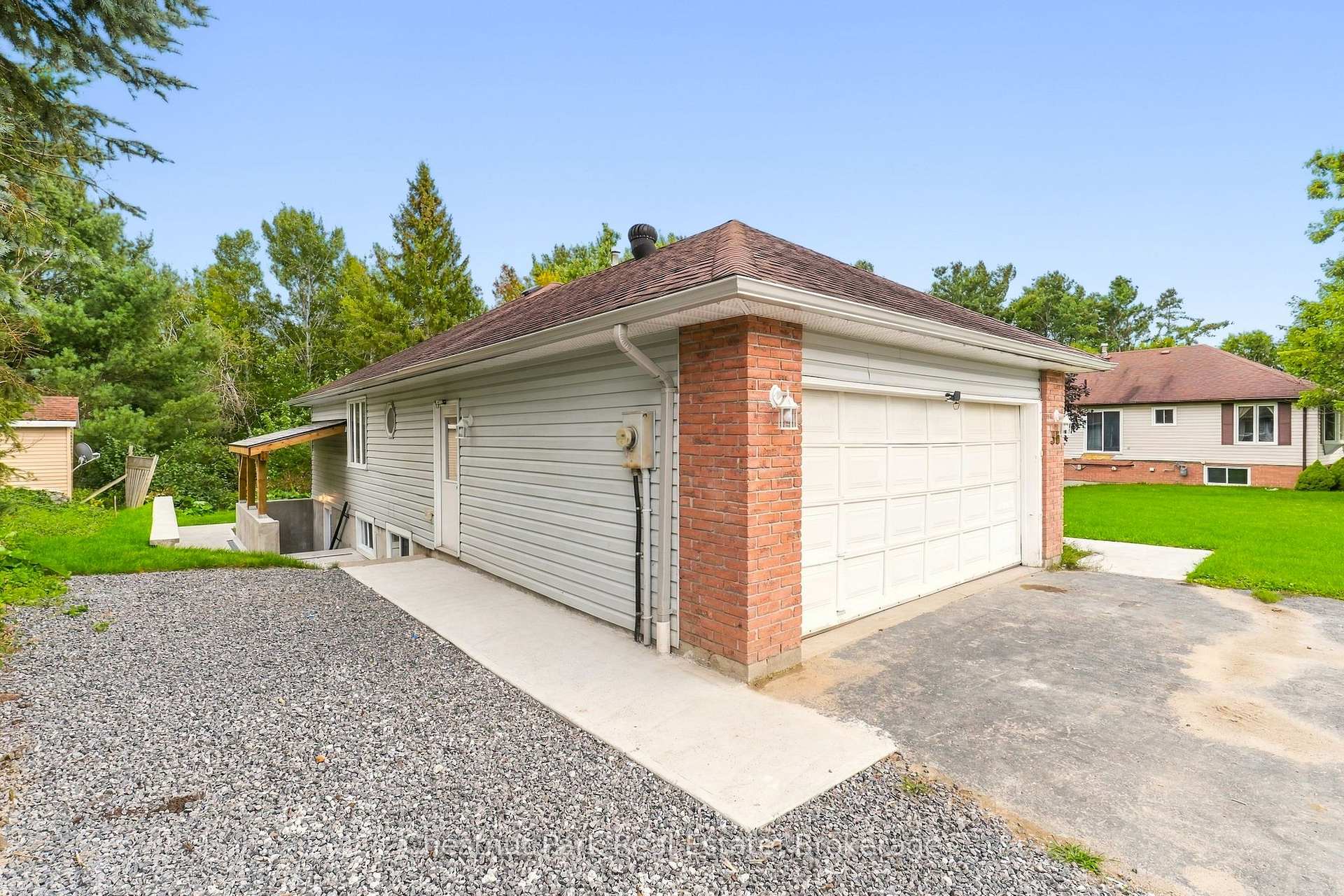 Photo 25 of 30 Catharine Crescent, Bracebridge, Monck (Bracebridge) — HOMEH