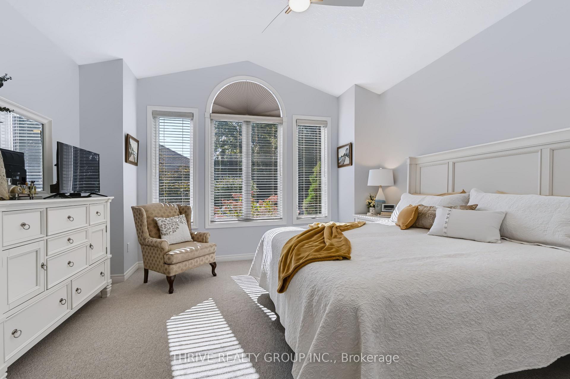 Photo 12 of Unit 6, 448 Commissioners Road E, London, South G — HOMEH