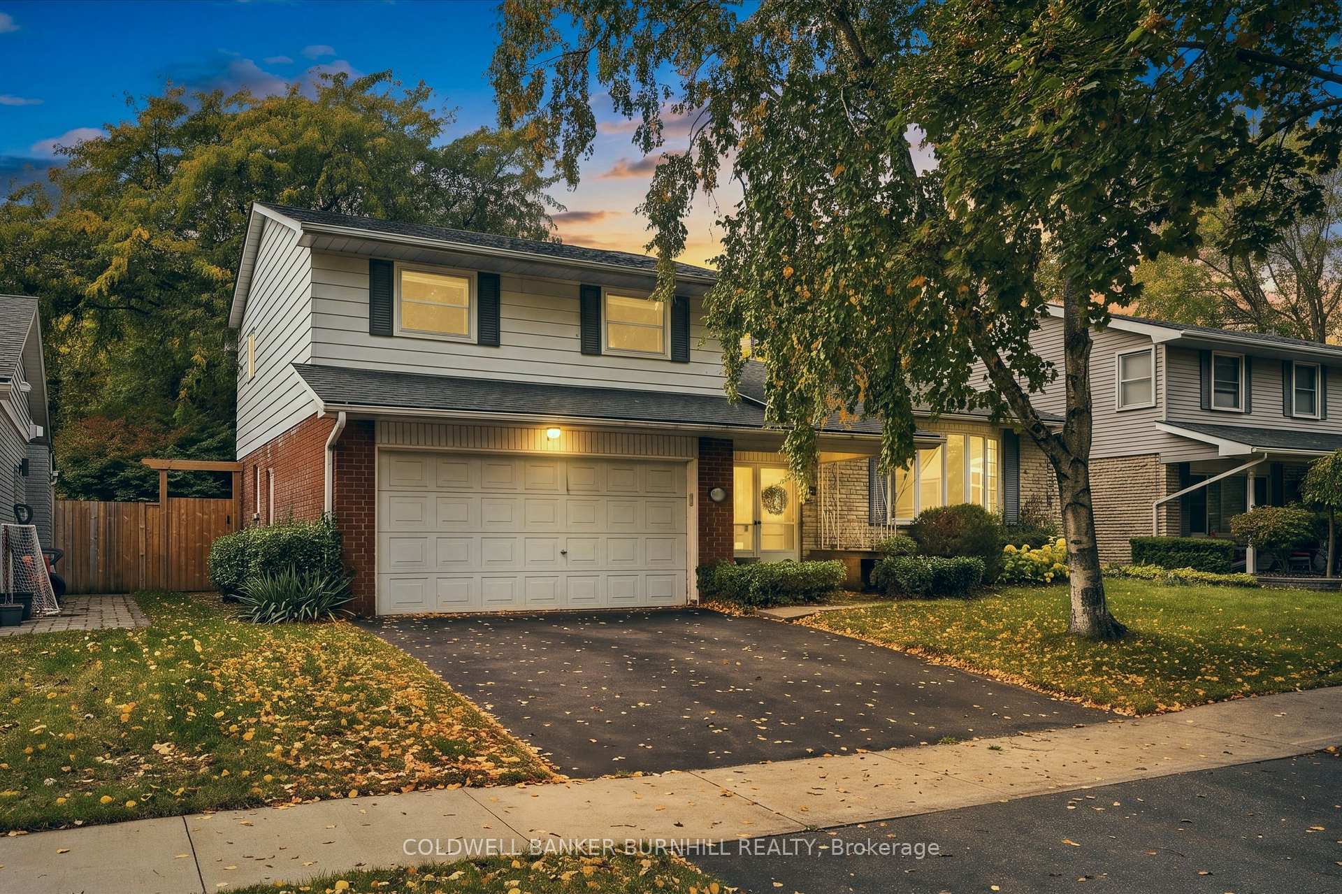 Photo 1 of 688 Cherrywood Drive, Burlington, LaSalle — HOMEH