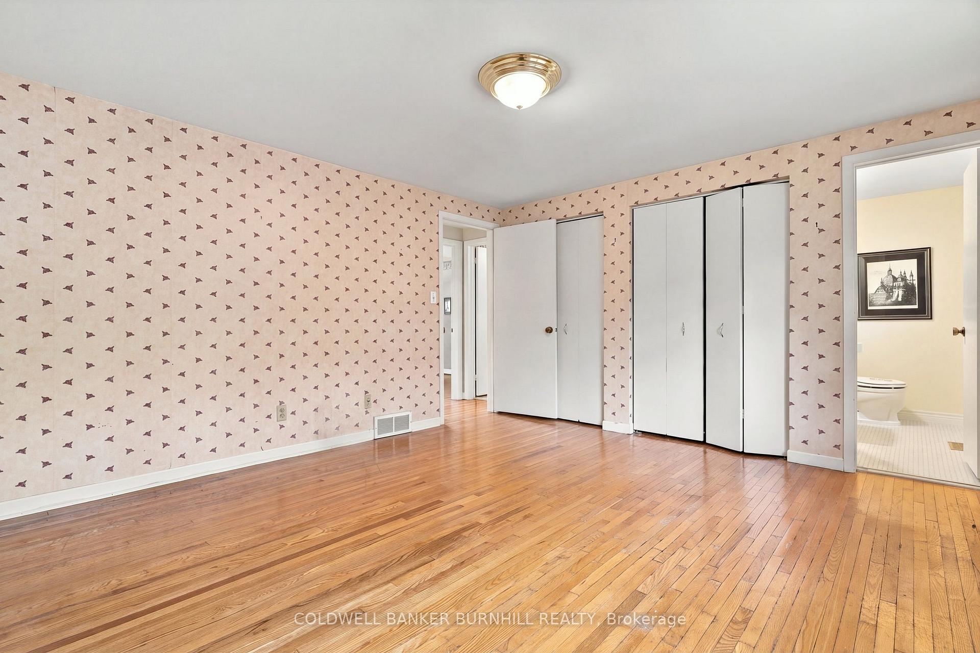 Photo 24 of 688 Cherrywood Drive, Burlington, LaSalle — HOMEH