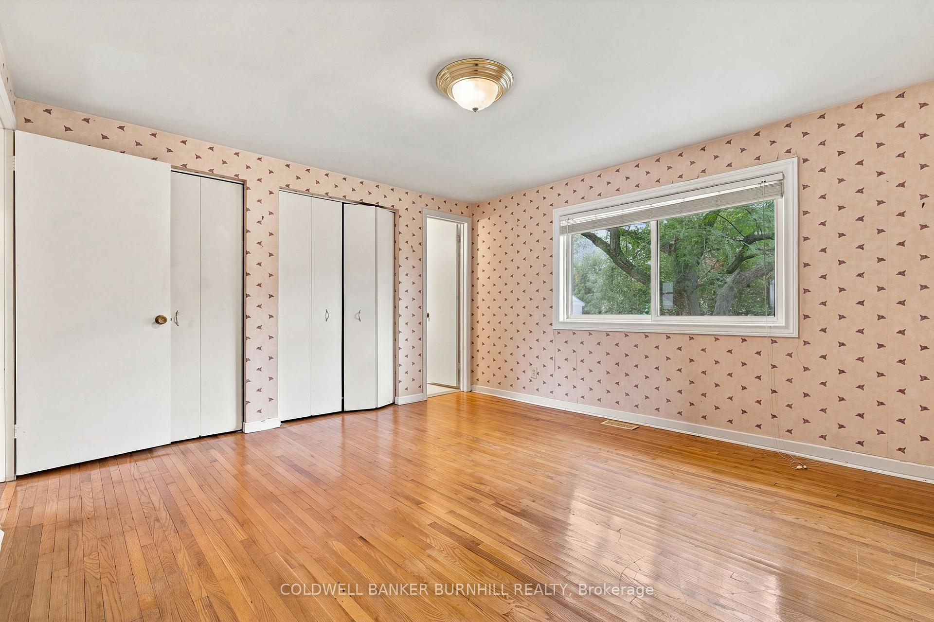 Photo 26 of 688 Cherrywood Drive, Burlington, LaSalle — HOMEH