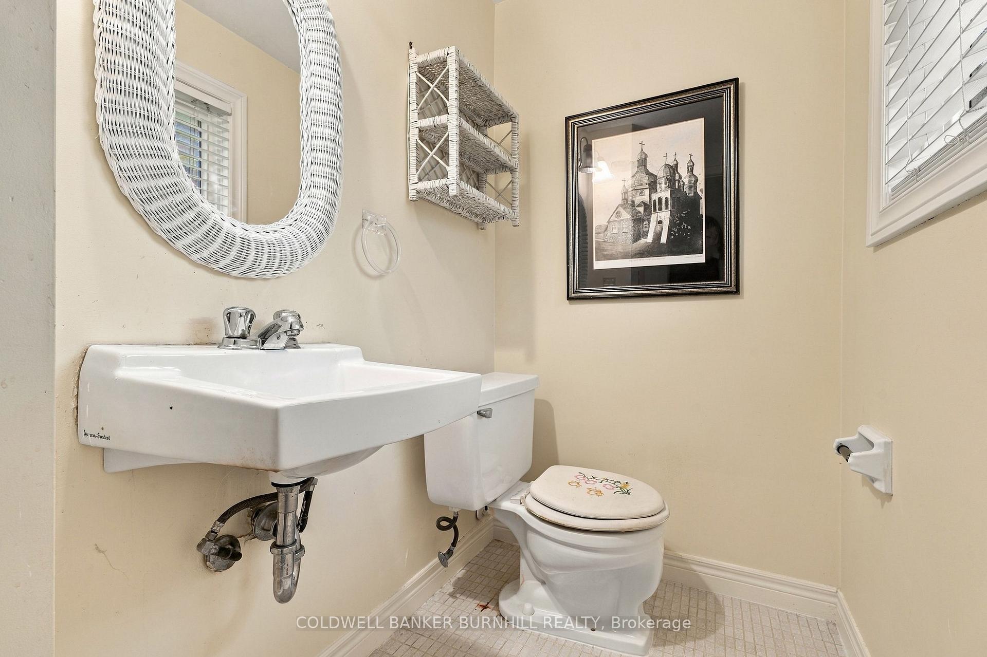 Photo 27 of 688 Cherrywood Drive, Burlington, LaSalle — HOMEH