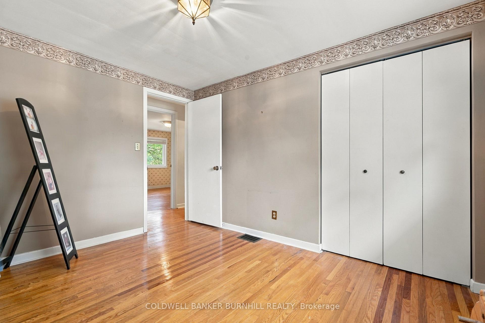 Photo 31 of 688 Cherrywood Drive, Burlington, LaSalle — HOMEH