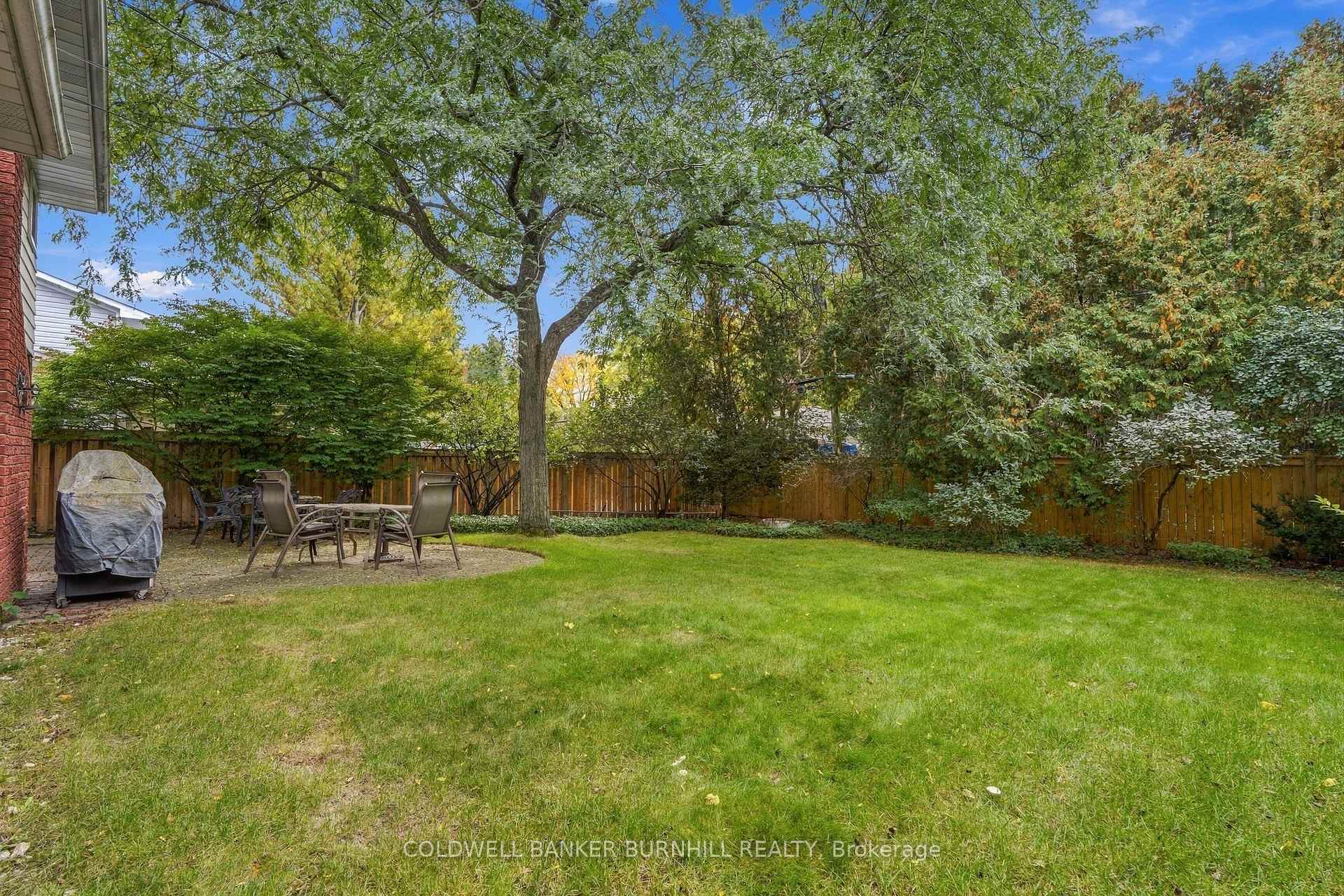 Photo 38 of 688 Cherrywood Drive, Burlington, LaSalle — HOMEH
