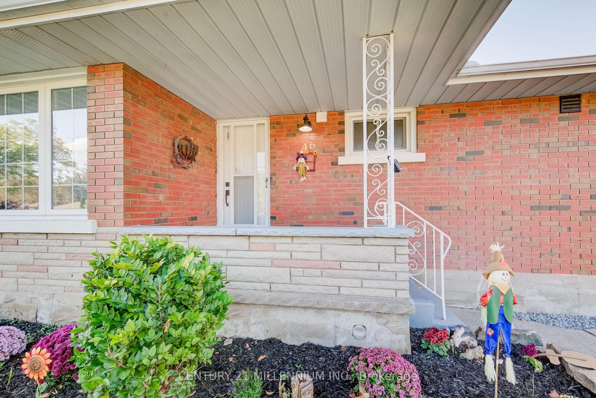 Photo 3 of 46 Traynor Avenue, Kitchener, Vanier - Kitchener — HOMEH
