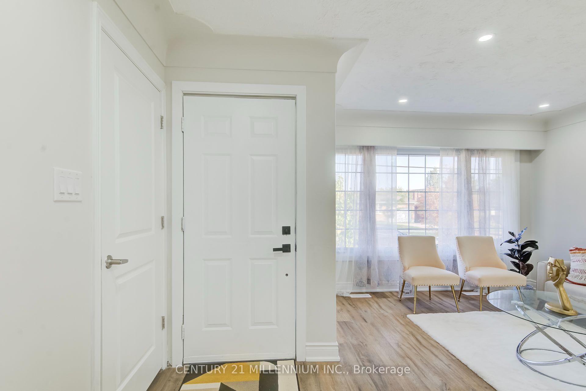 Photo 5 of 46 Traynor Avenue, Kitchener, Vanier - Kitchener — HOMEH
