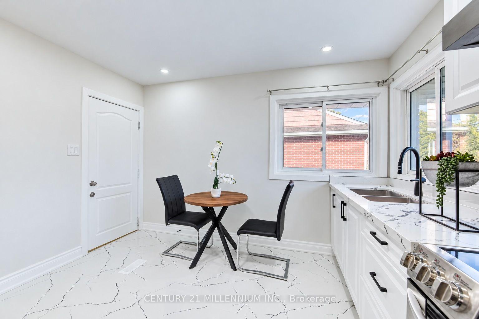 Photo 15 of 46 Traynor Avenue, Kitchener, Vanier - Kitchener — HOMEH