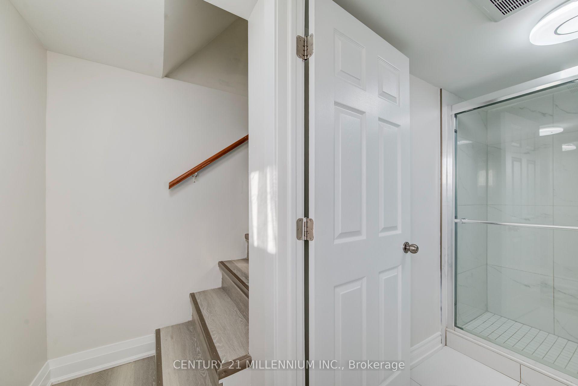 Photo 21 of 46 Traynor Avenue, Kitchener, Vanier - Kitchener — HOMEH