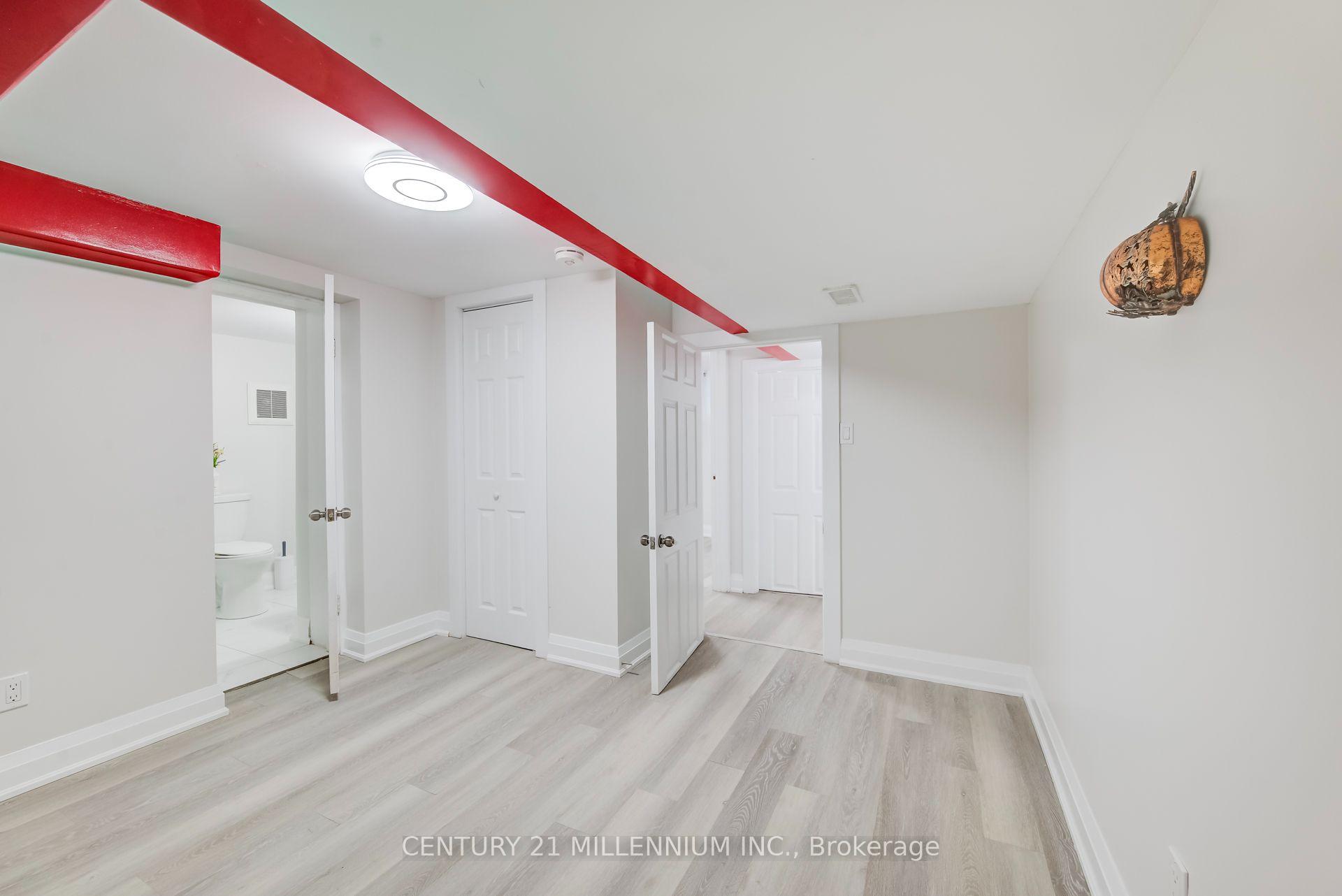 Photo 33 of 46 Traynor Avenue, Kitchener, Vanier - Kitchener — HOMEH