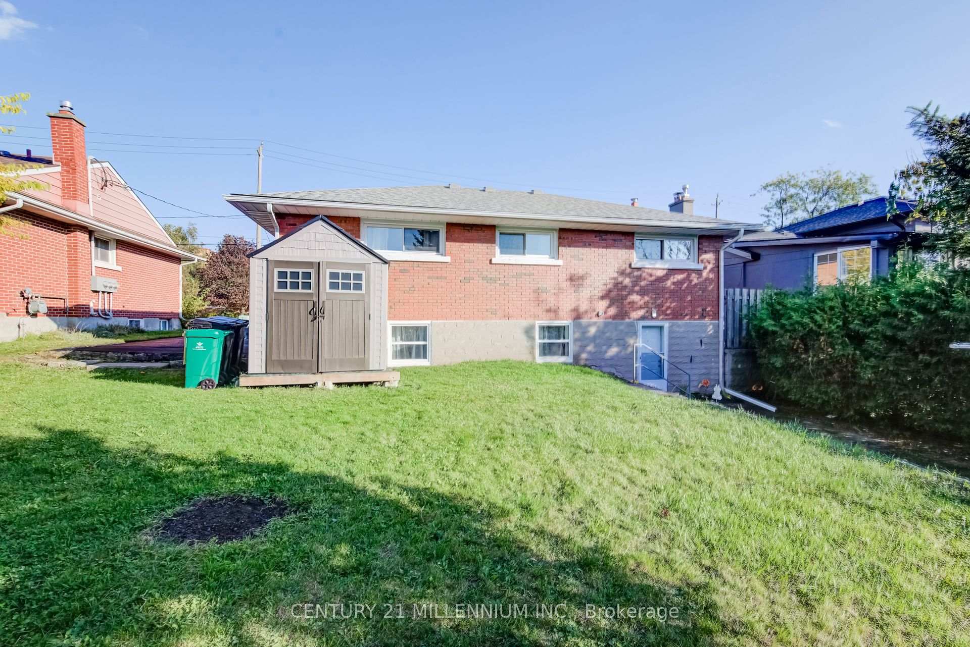 Photo 41 of 46 Traynor Avenue, Kitchener, Vanier - Kitchener — HOMEH