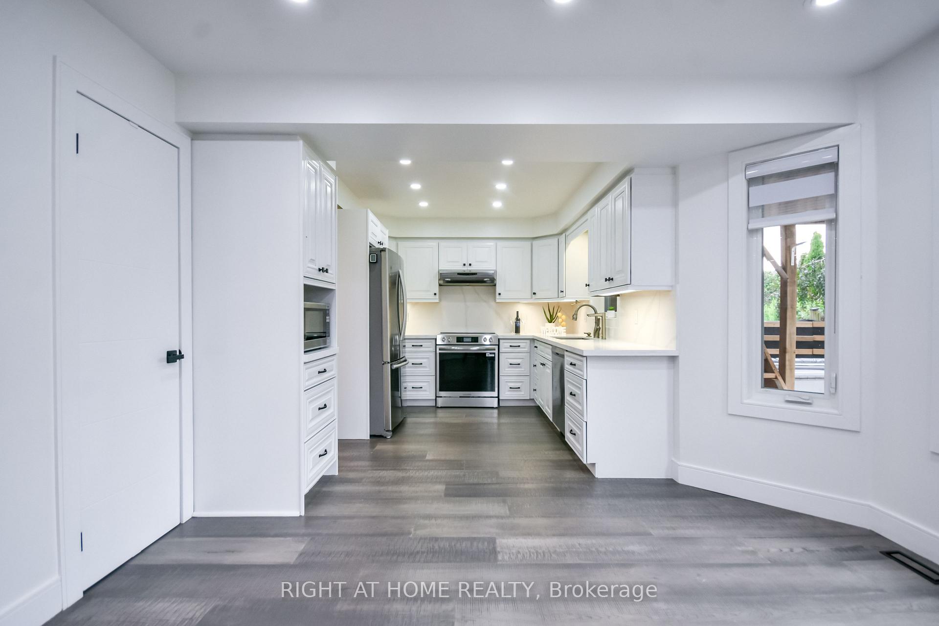 Photo 15 of 112 Birchwood Drive, Barrie, East Bayfield — HOMEH