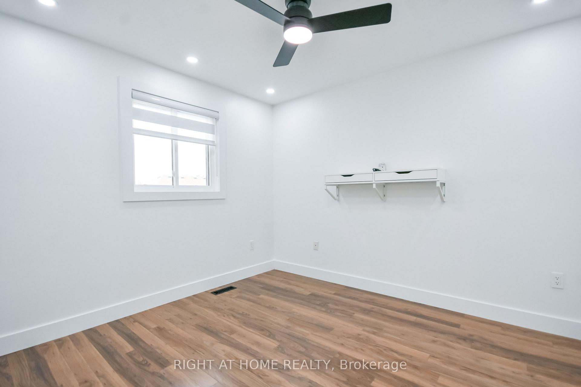 Photo 35 of 112 Birchwood Drive, Barrie, East Bayfield — HOMEH