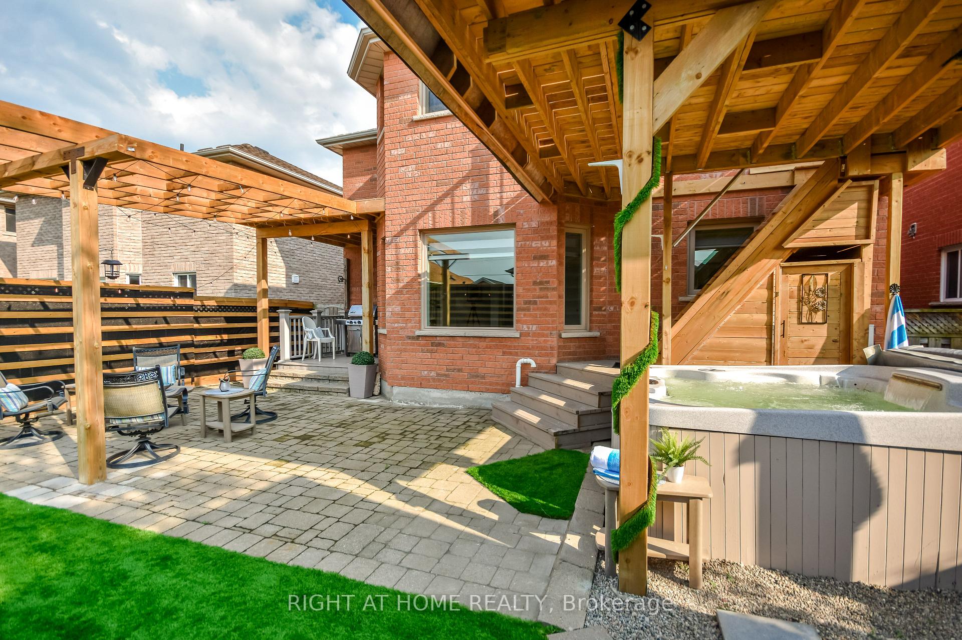 Photo 46 of 112 Birchwood Drive, Barrie, East Bayfield — HOMEH
