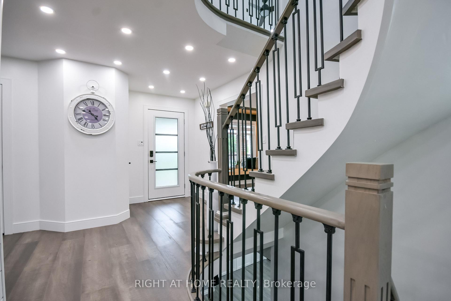Photo 49 of 112 Birchwood Drive, Barrie, East Bayfield — HOMEH