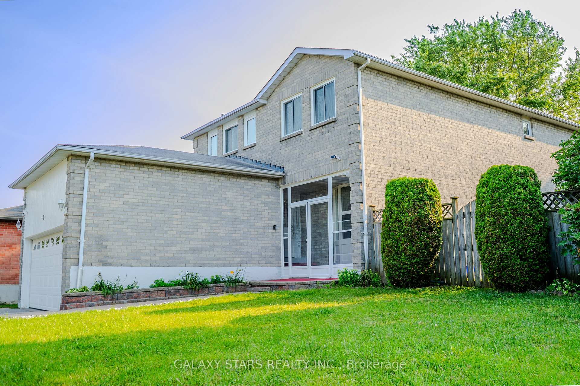 Photo 3 of 2 Noble Drive, Ajax, Central East — HOMEH