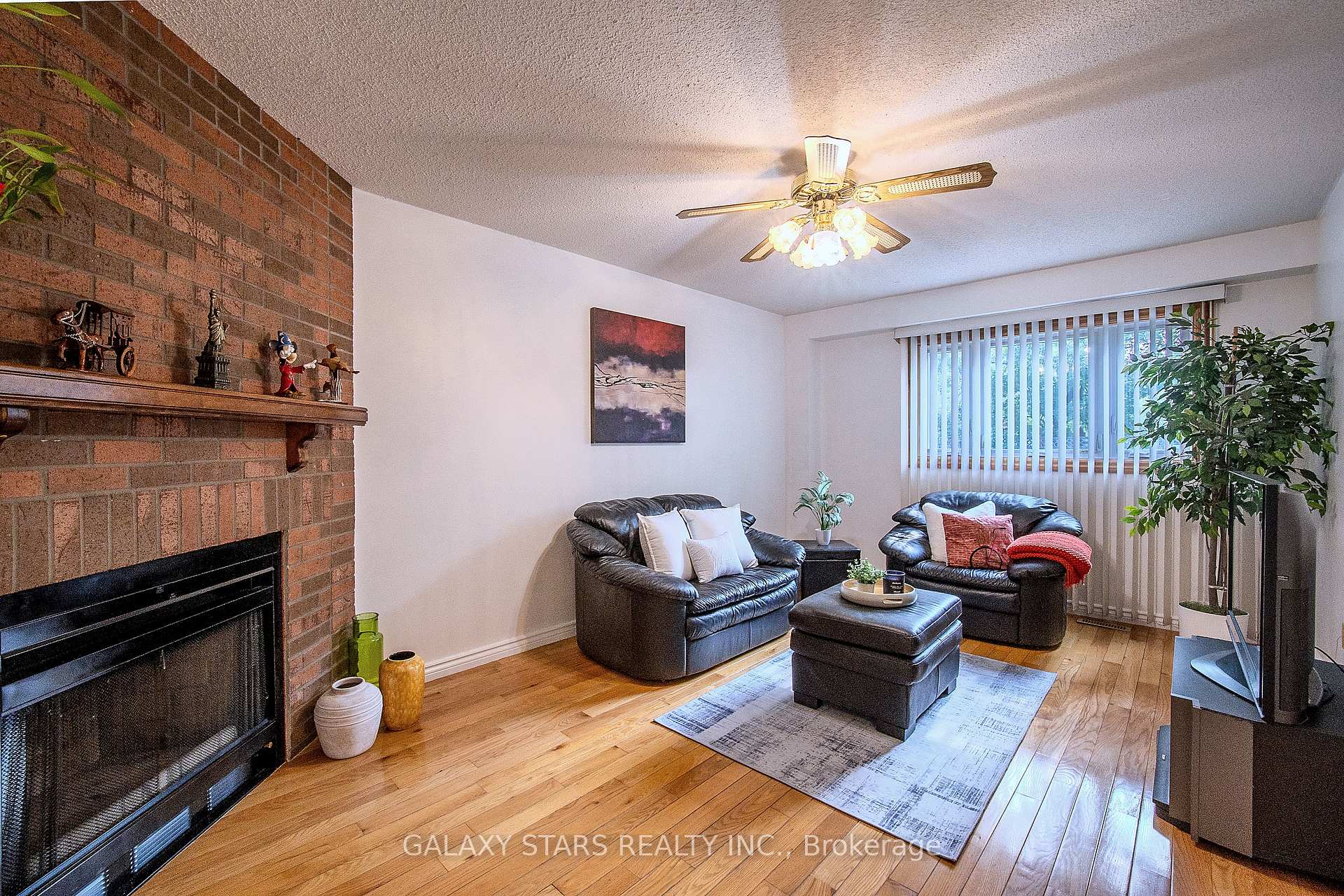 Photo 11 of 2 Noble Drive, Ajax, Central East — HOMEH