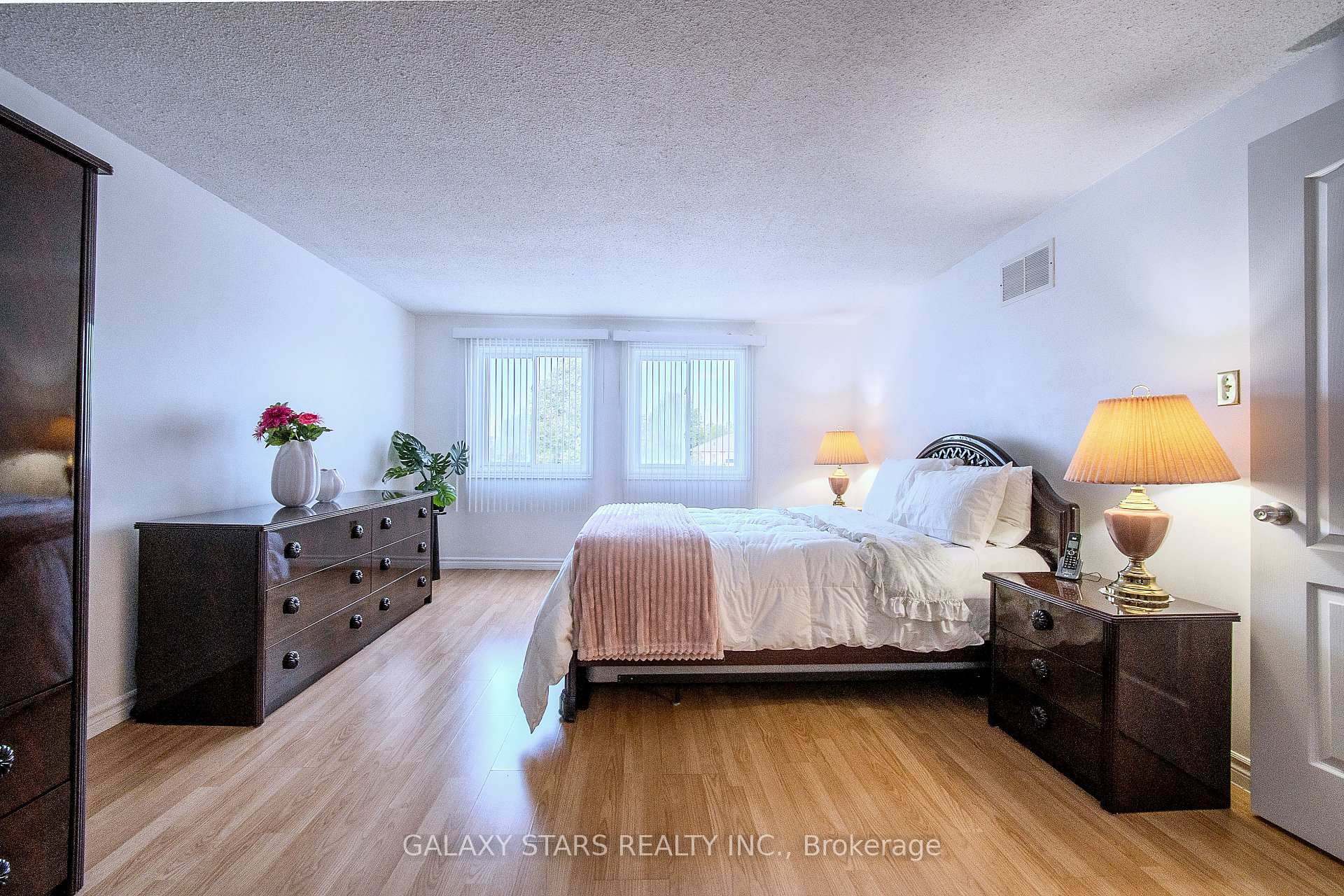 Photo 16 of 2 Noble Drive, Ajax, Central East — HOMEH