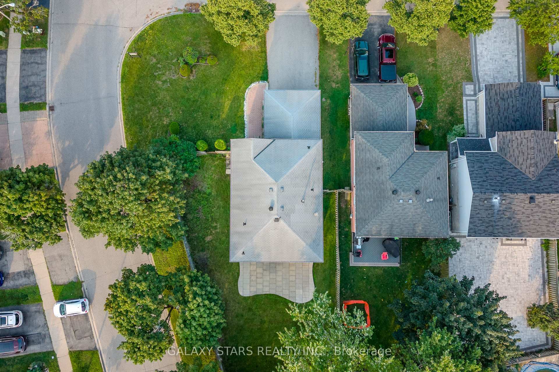 Photo 33 of 2 Noble Drive, Ajax, Central East — HOMEH