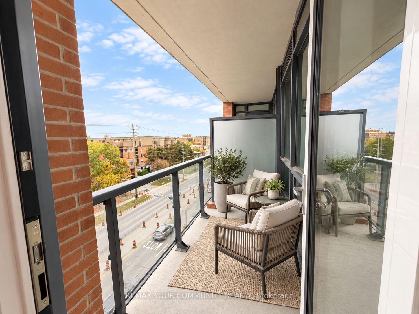 Photo 14 of Unit 612, 7608 Yonge Street, Vaughan, Crestwood-Springfarm-Yorkhill — HOMEH