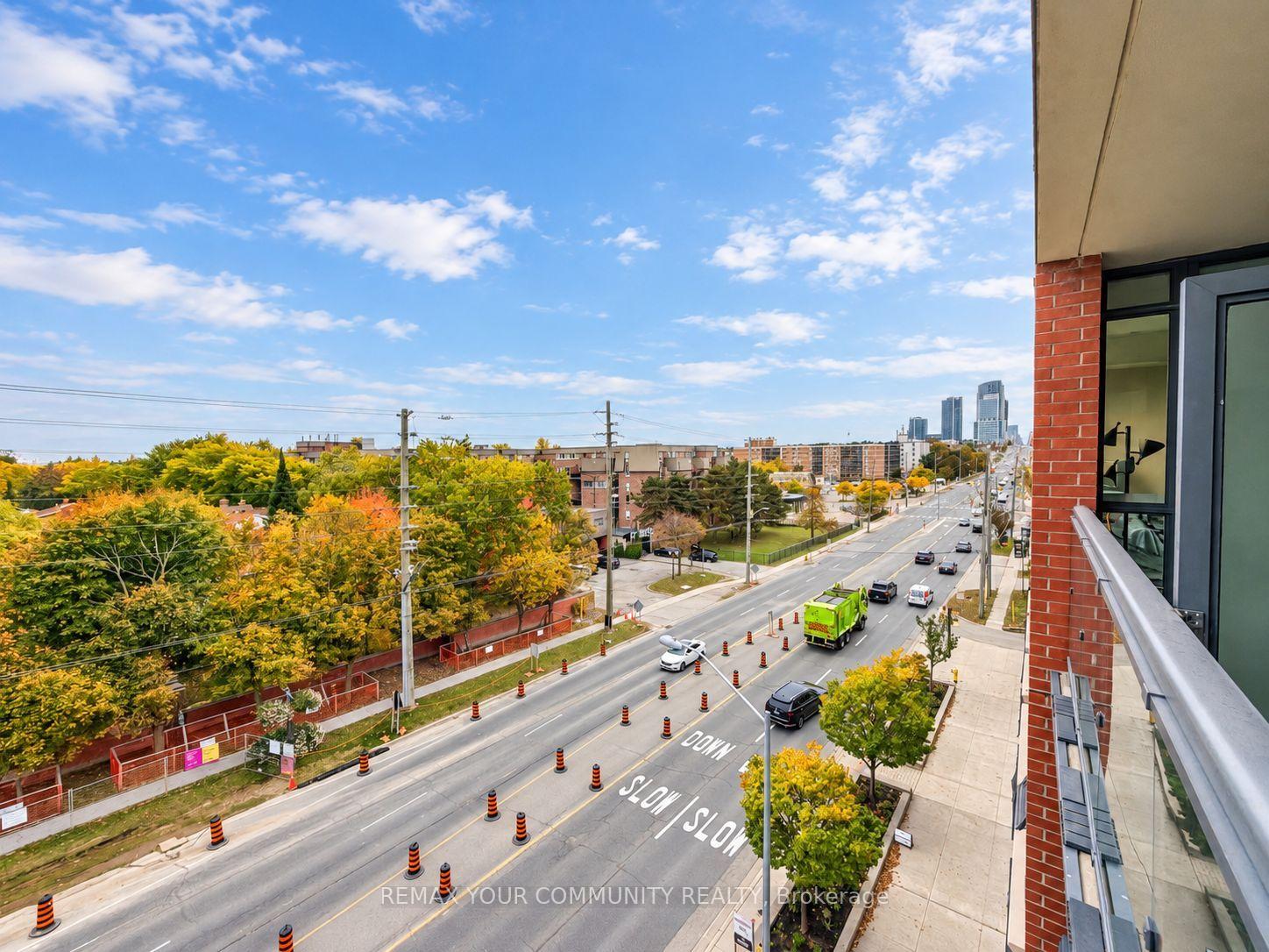 Photo 15 of Unit 612, 7608 Yonge Street, Vaughan, Crestwood-Springfarm-Yorkhill — HOMEH
