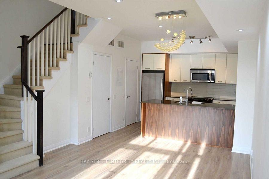 Photo 5 of Unit 60, 27 Valhalla Inn Road, Etobicoke, Islington-City Centre West — HOMEH