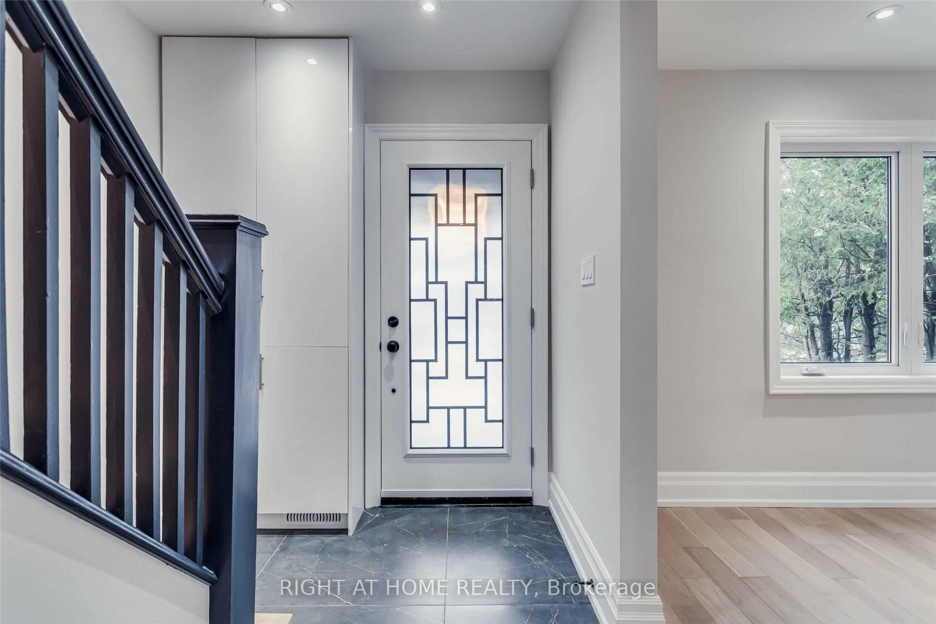 Photo 2 of 611 Hillsdale Avenue E, Toronto, Mount Pleasant East — HOMEH