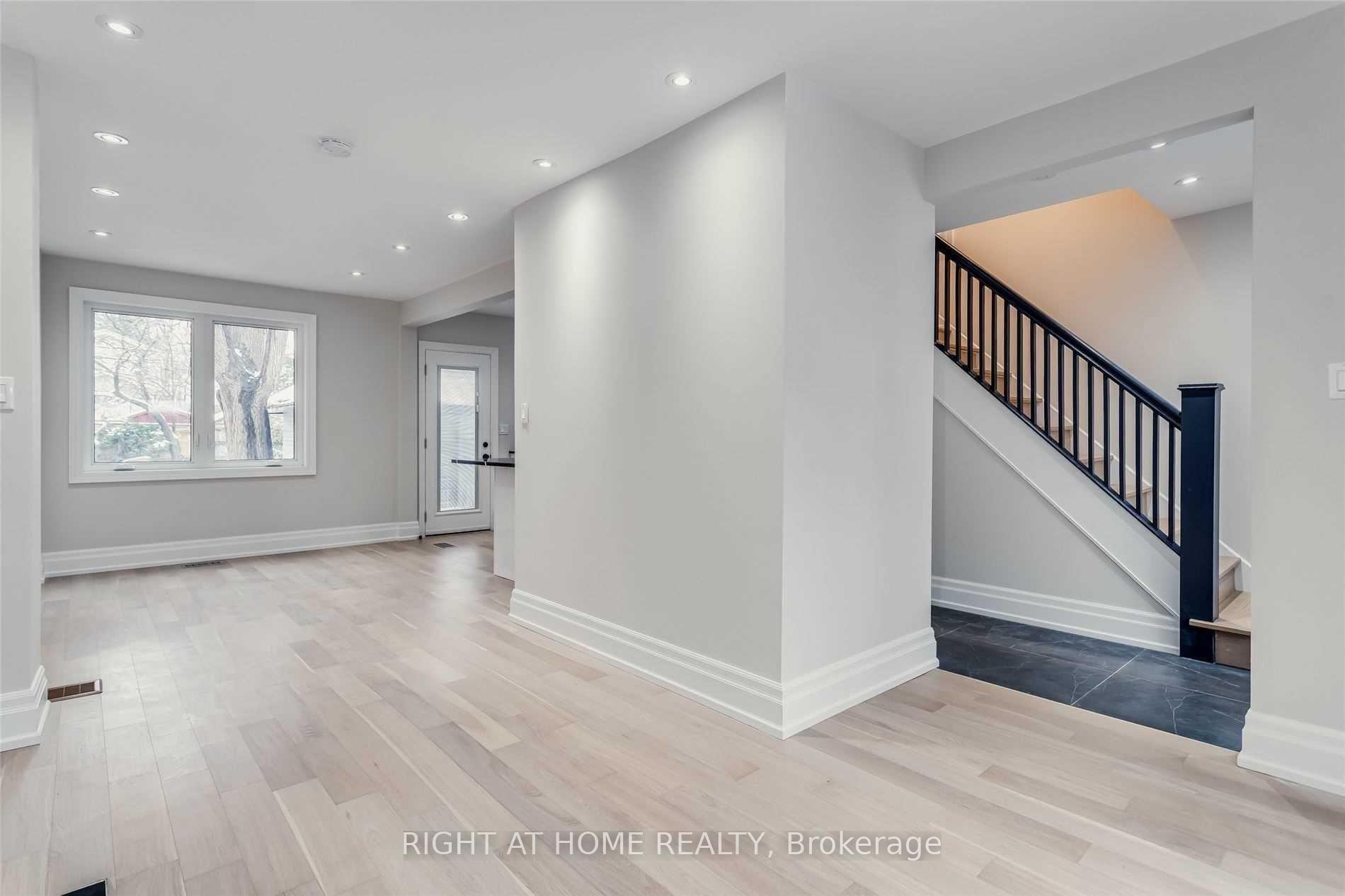 Photo 7 of 611 Hillsdale Avenue E, Toronto, Mount Pleasant East — HOMEH
