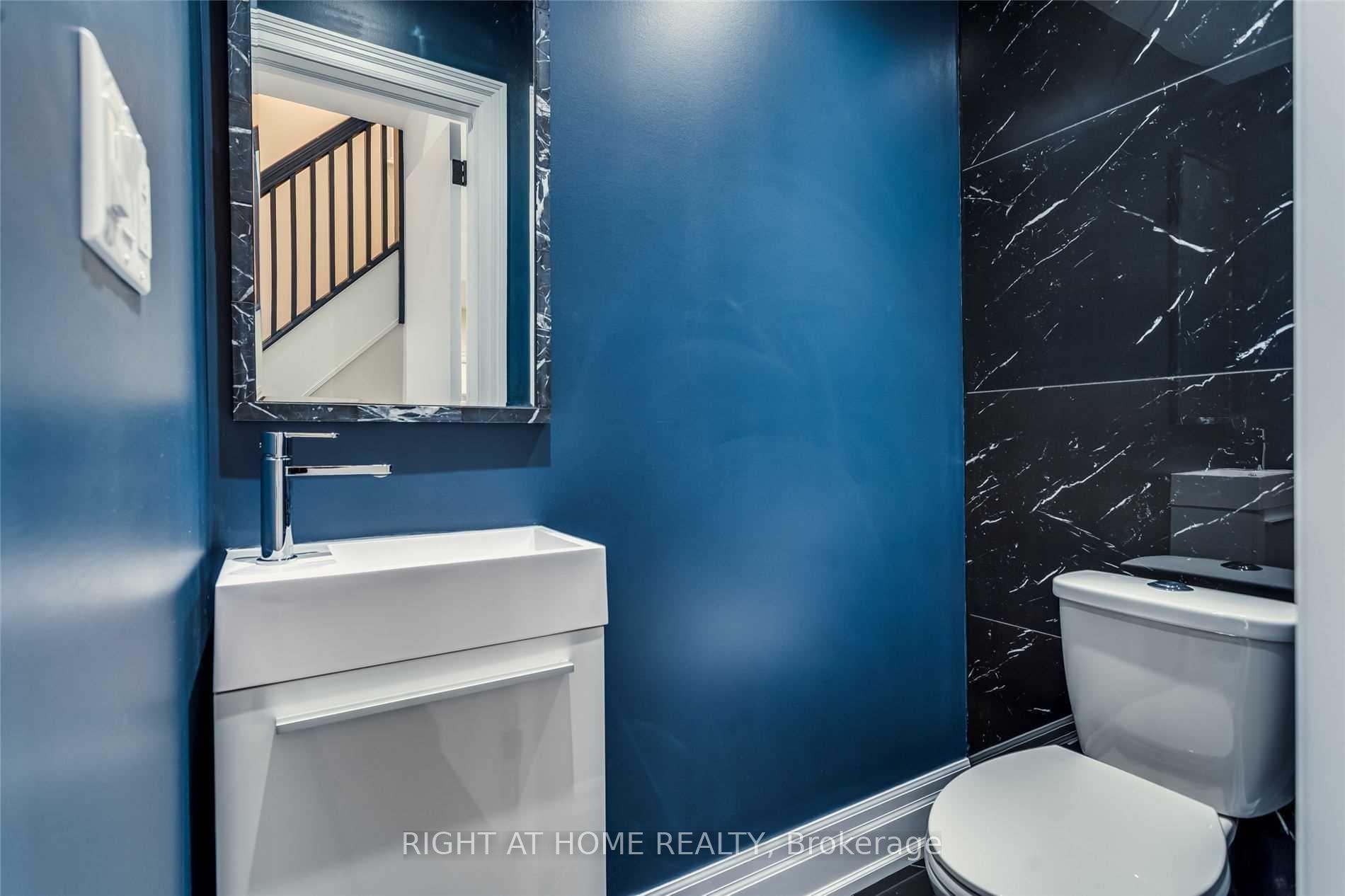 Photo 13 of 611 Hillsdale Avenue E, Toronto, Mount Pleasant East — HOMEH