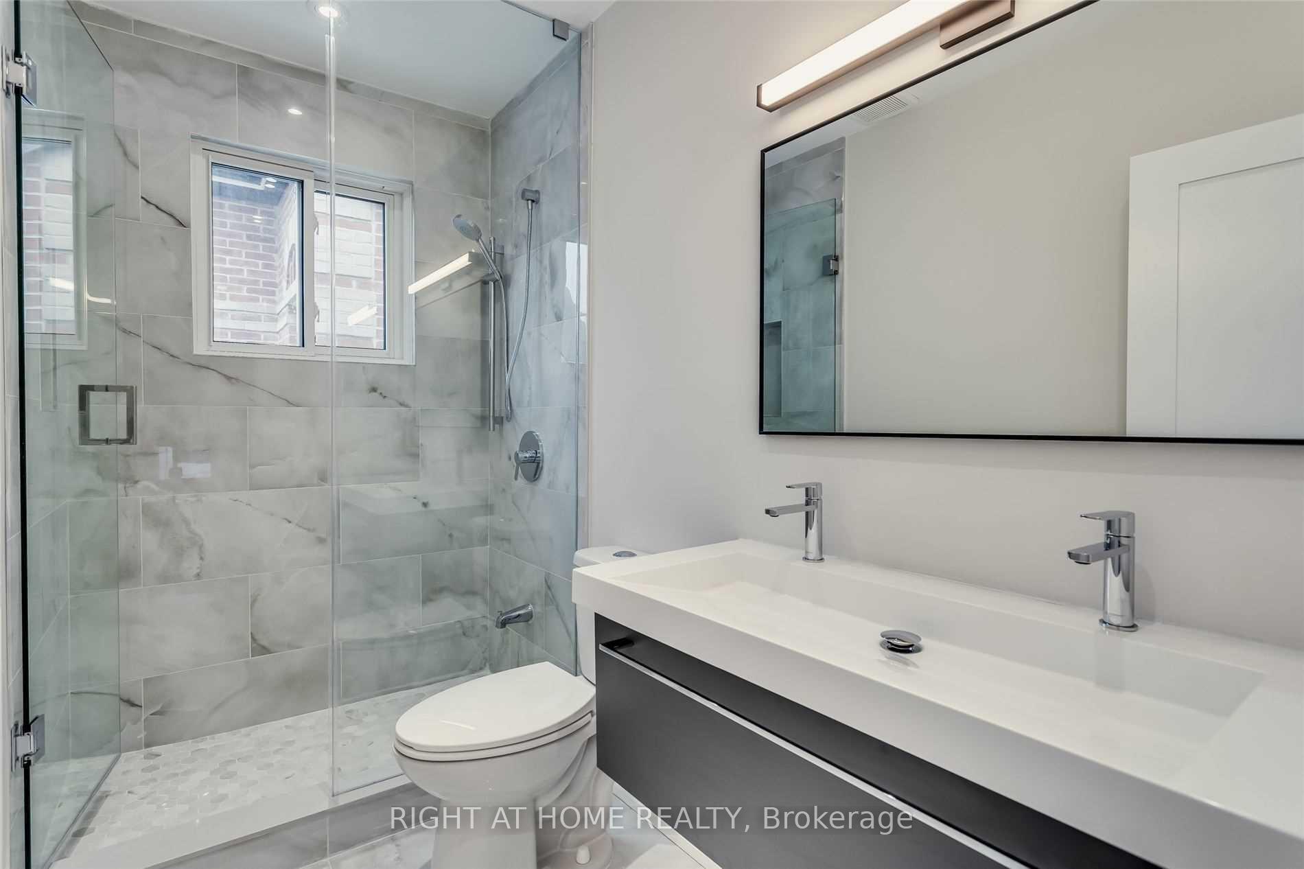 Photo 18 of 611 Hillsdale Avenue E, Toronto, Mount Pleasant East — HOMEH