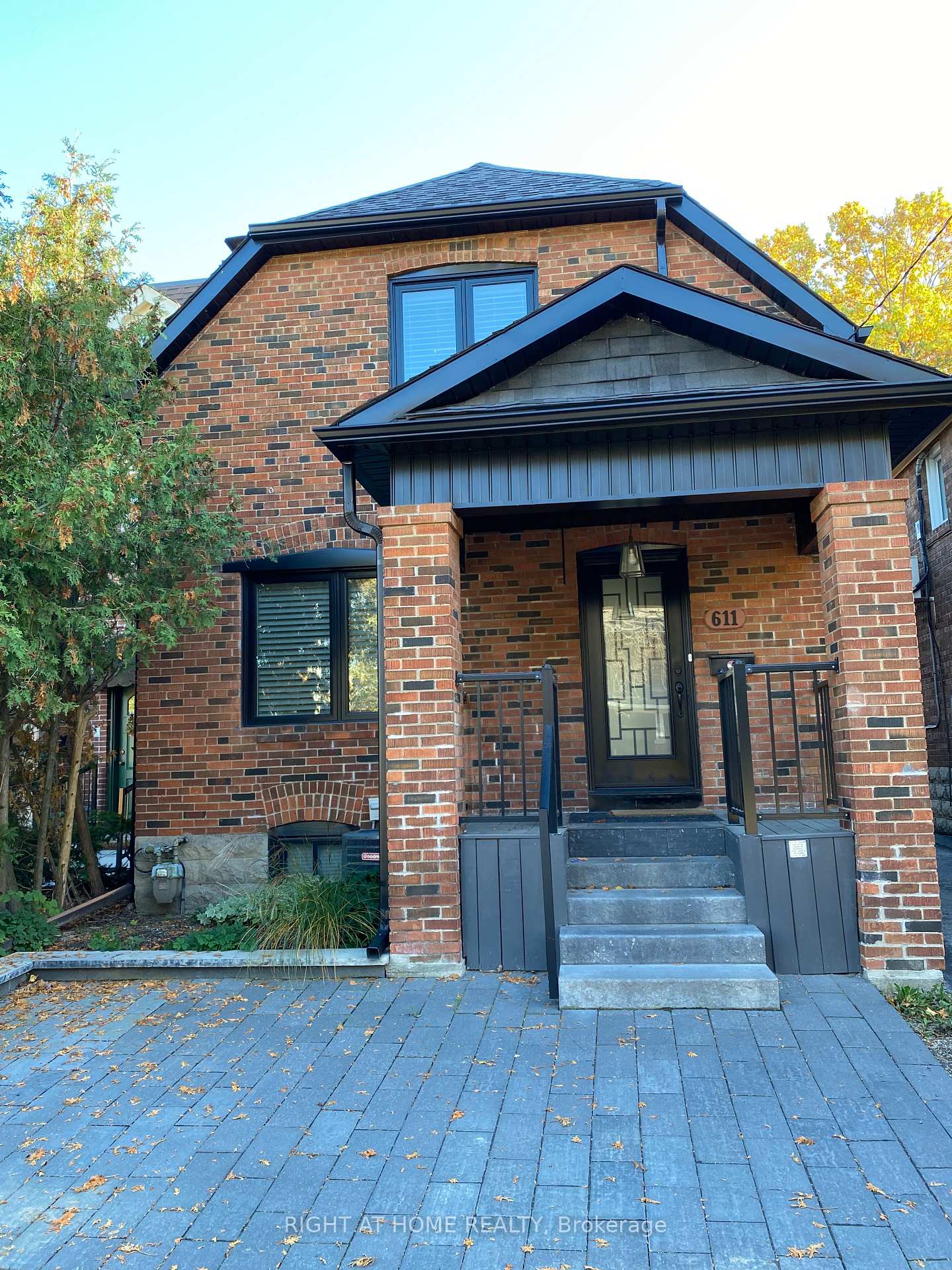 Photo 29 of 611 Hillsdale Avenue E, Toronto, Mount Pleasant East — HOMEH