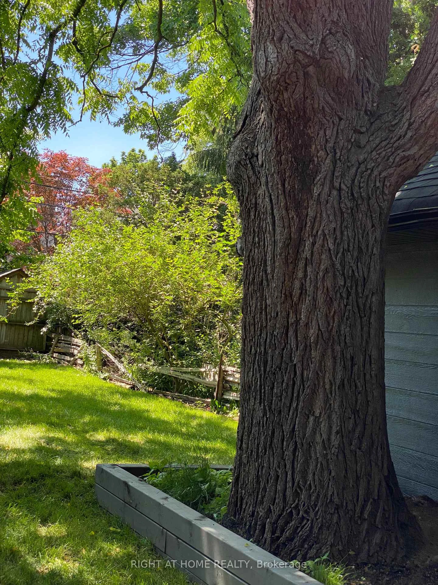 Photo 35 of 611 Hillsdale Avenue E, Toronto, Mount Pleasant East — HOMEH