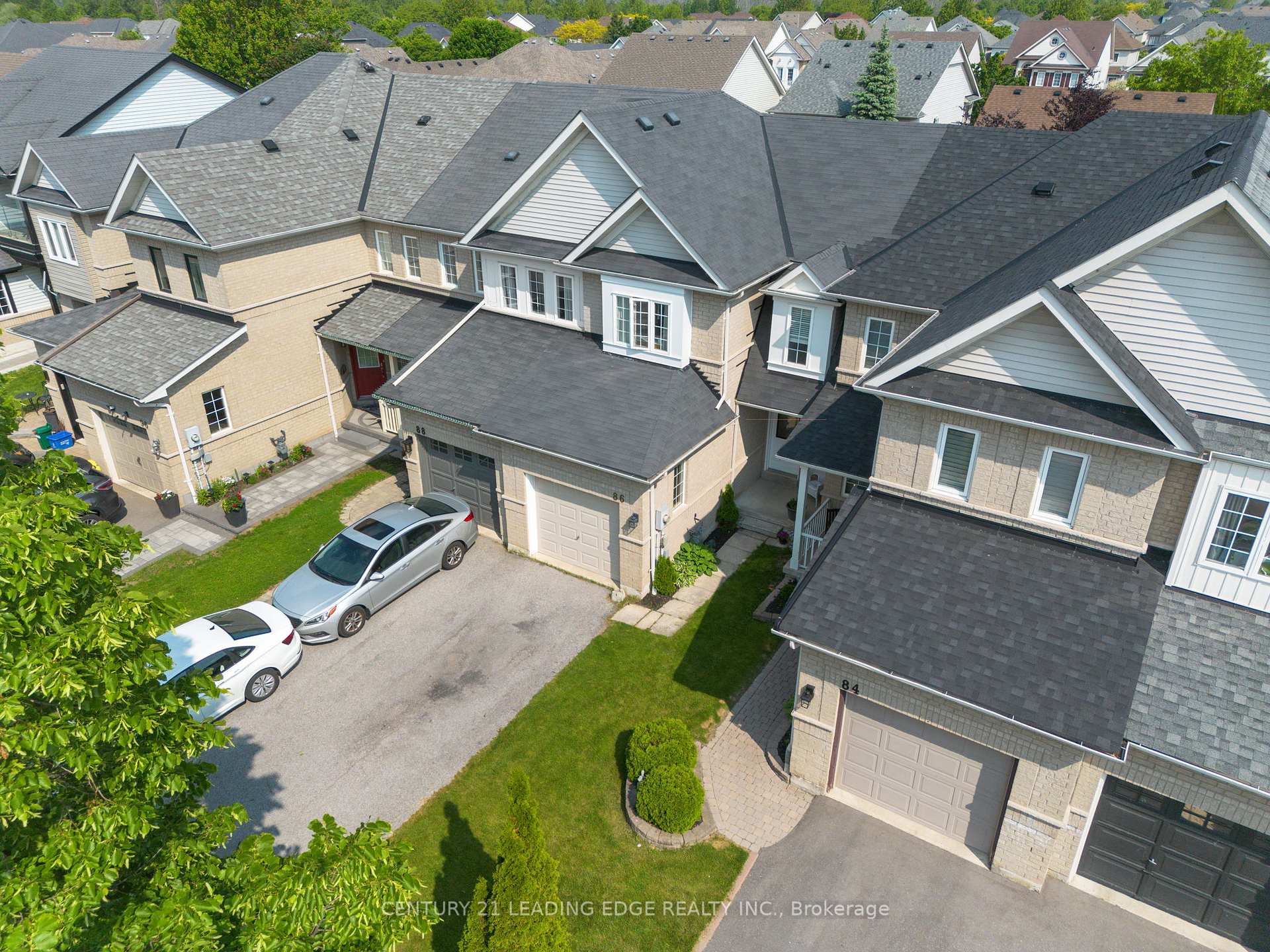 Photo 5 of 86 Breakwater Drive, Whitby, Port Whitby — HOMEH