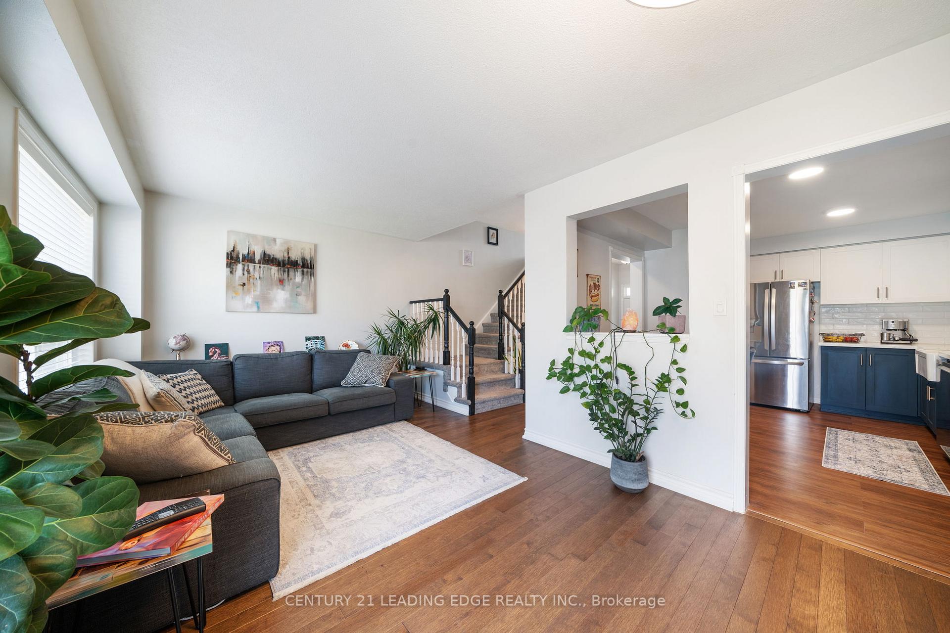 Photo 12 of 86 Breakwater Drive, Whitby, Port Whitby — HOMEH