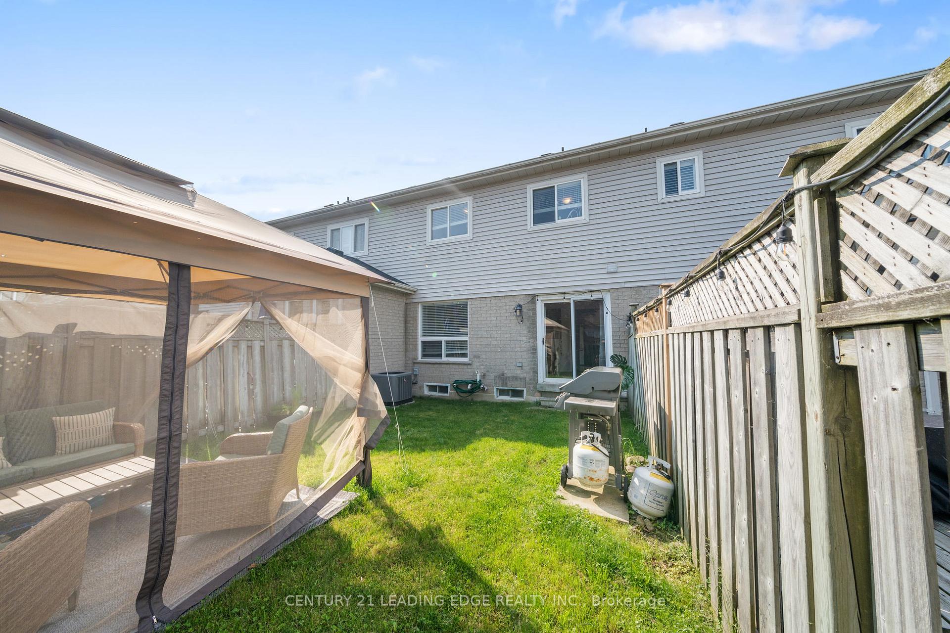 Photo 32 of 86 Breakwater Drive, Whitby, Port Whitby — HOMEH