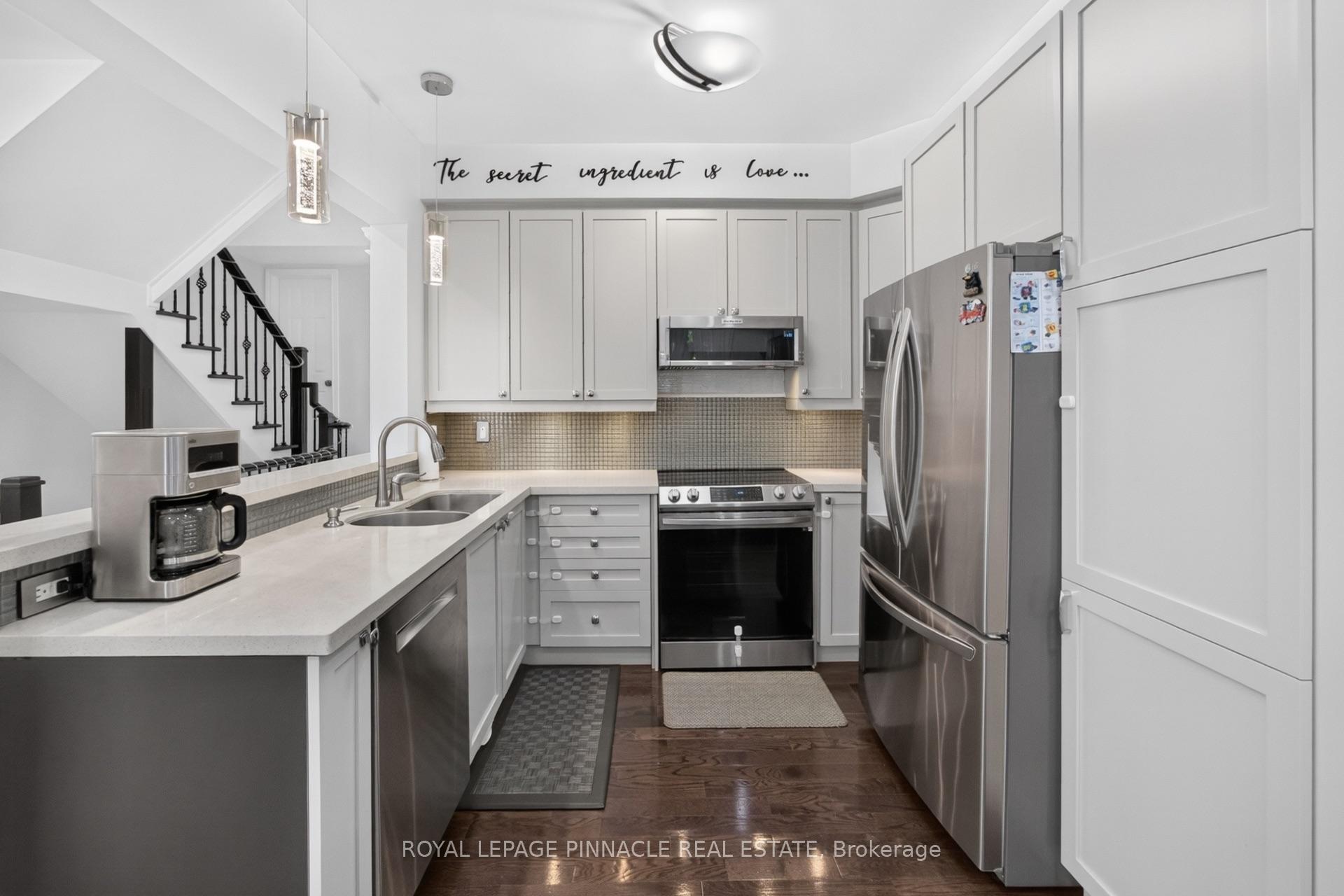 Photo 14 of Unit 13, 2254 Rockingham Drive, Oakville, Joshua Creek — HOMEH