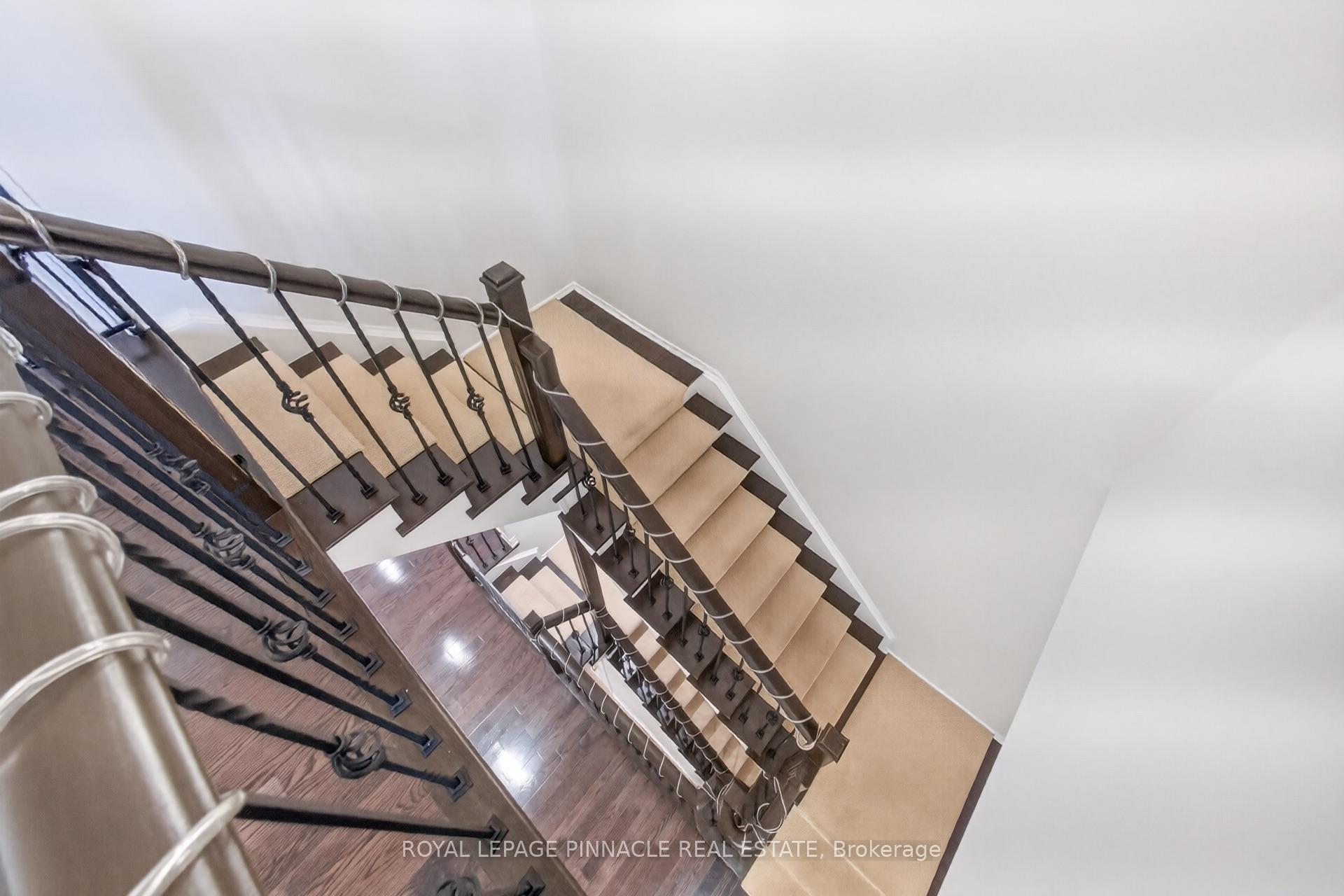 Photo 17 of Unit 13, 2254 Rockingham Drive, Oakville, Joshua Creek — HOMEH
