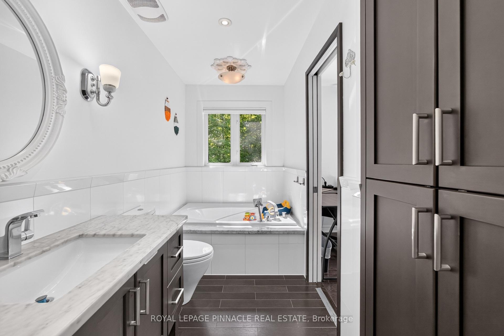 Photo 27 of Unit 13, 2254 Rockingham Drive, Oakville, Joshua Creek — HOMEH