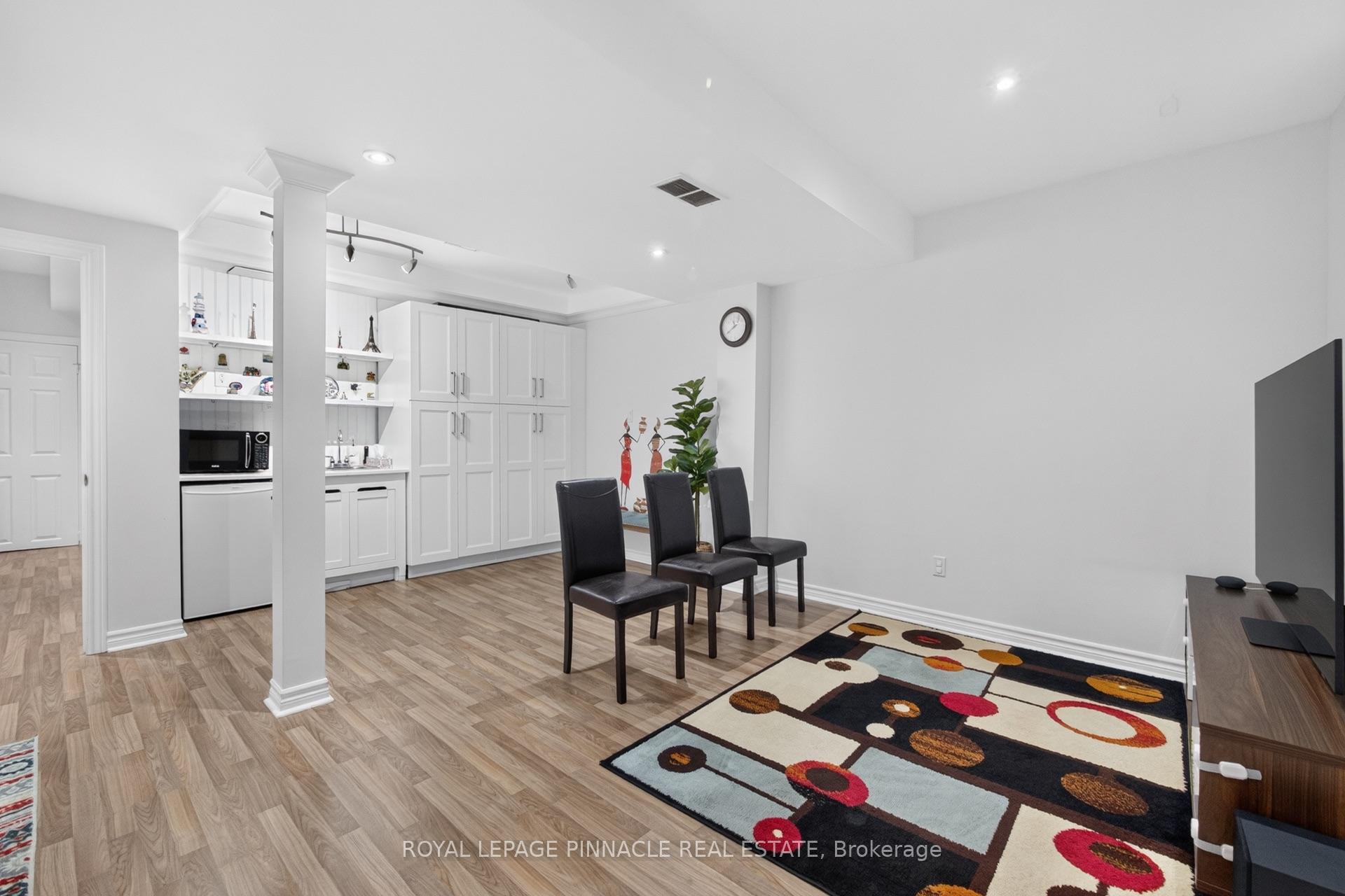 Photo 30 of Unit 13, 2254 Rockingham Drive, Oakville, Joshua Creek — HOMEH