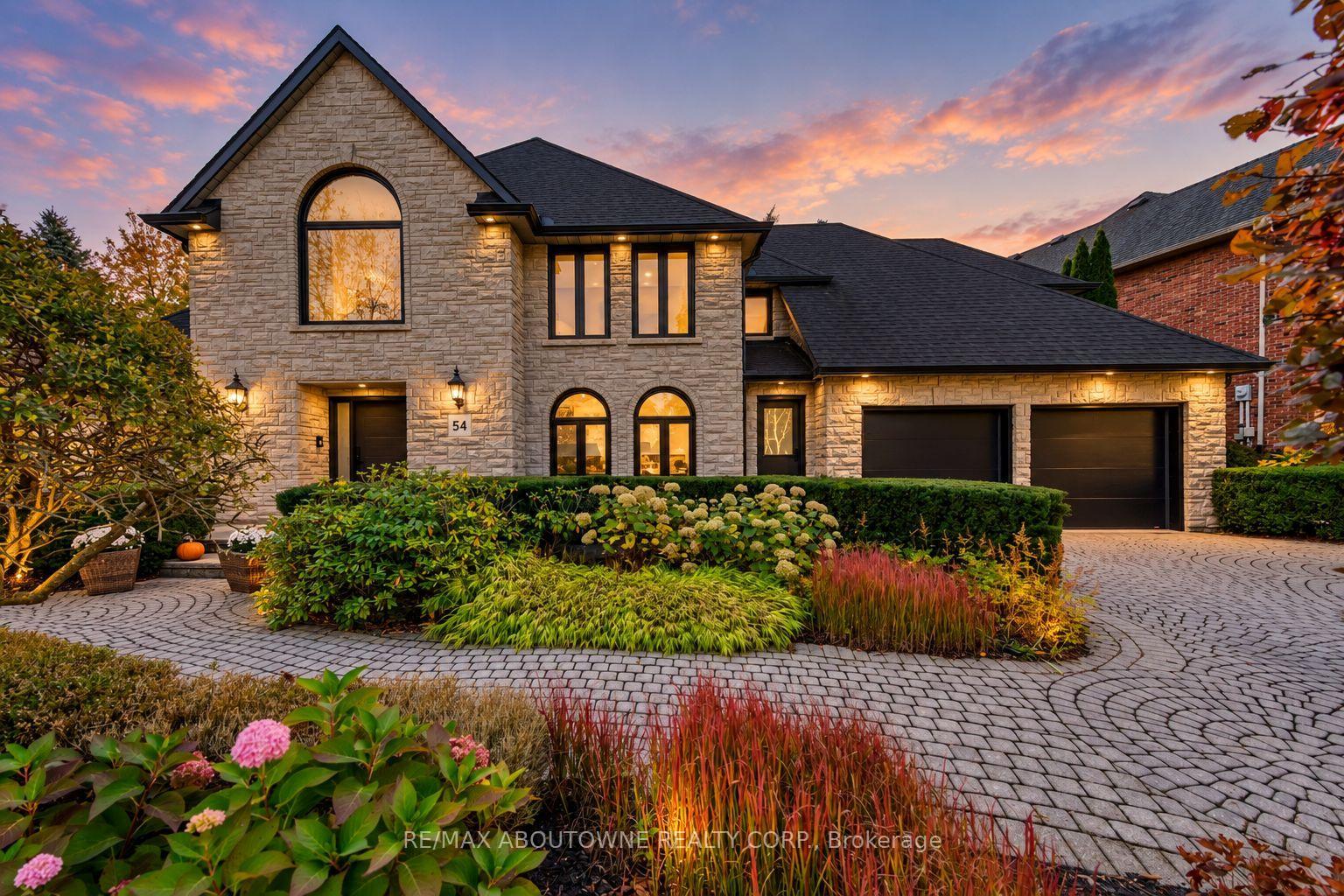 Photo 1 of 54 Deerview Avenue, Hamilton, Ancaster — HOMEH