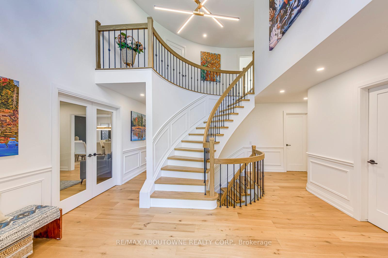Photo 27 of 54 Deerview Avenue, Hamilton, Ancaster — HOMEH