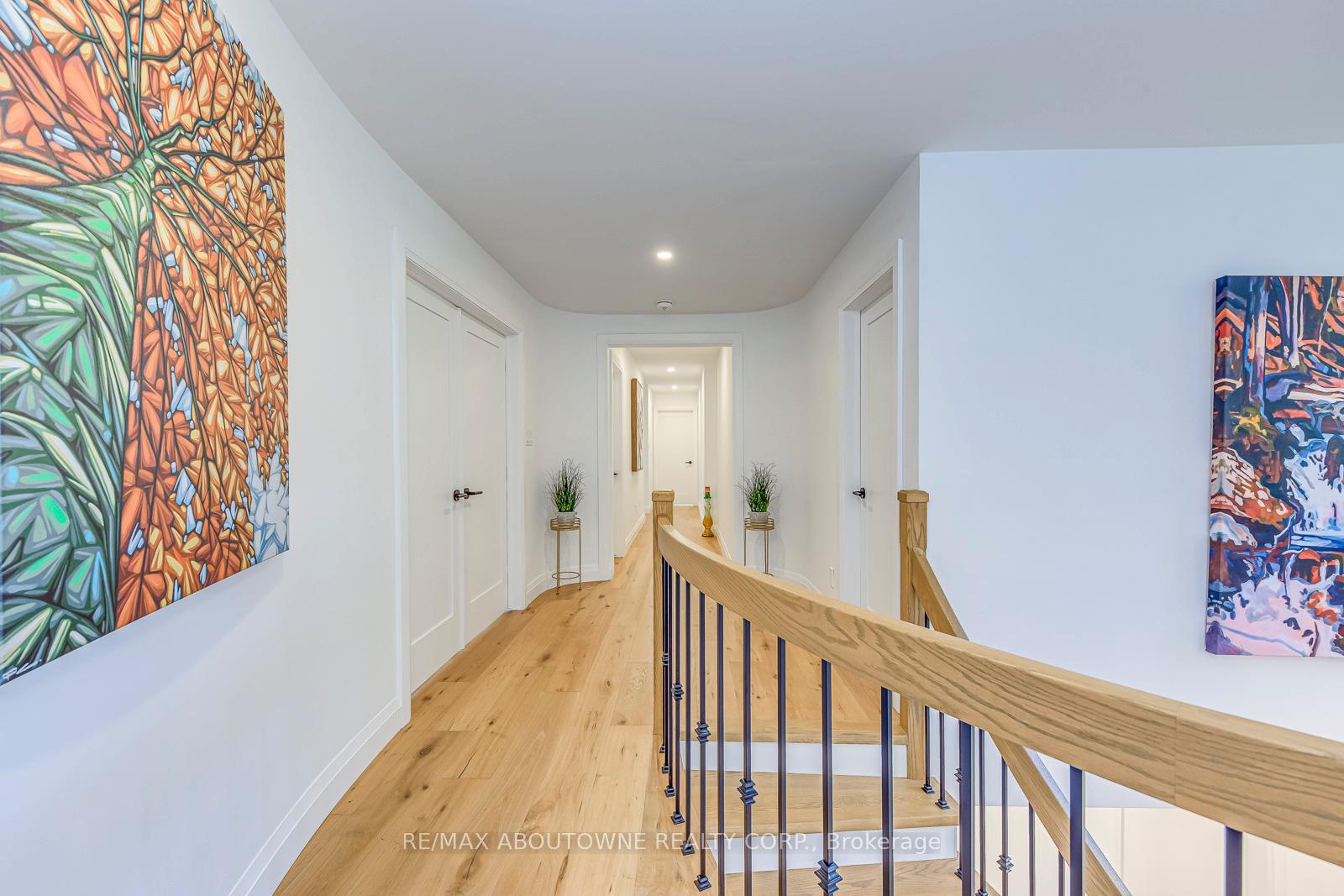 Photo 29 of 54 Deerview Avenue, Hamilton, Ancaster — HOMEH
