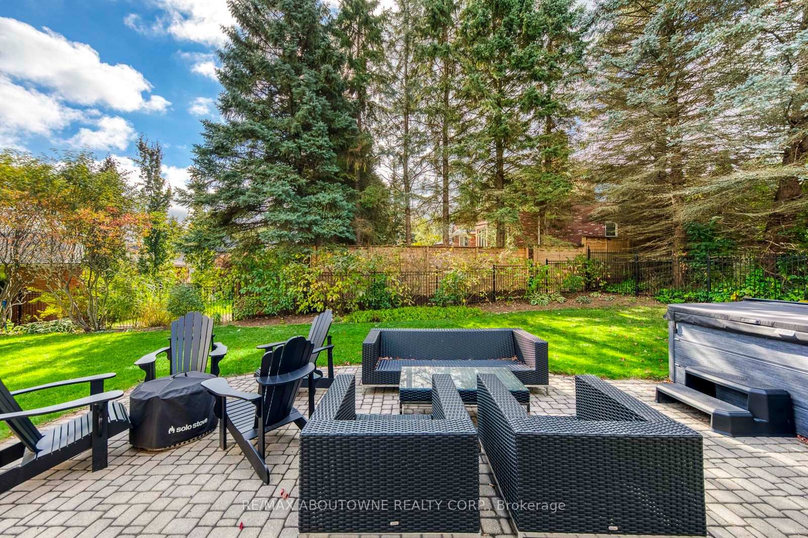 Photo 47 of 54 Deerview Avenue, Hamilton, Ancaster — HOMEH