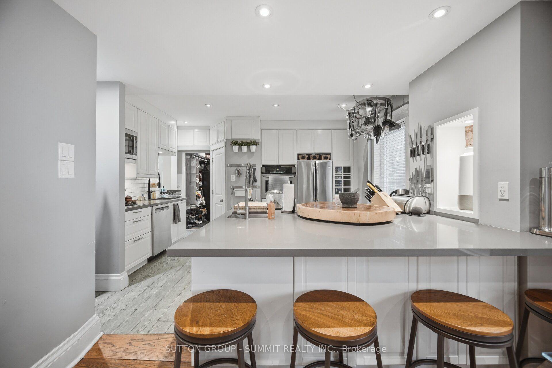 Photo 12 of 500 Indian Grove, Toronto, Junction Area — HOMEH