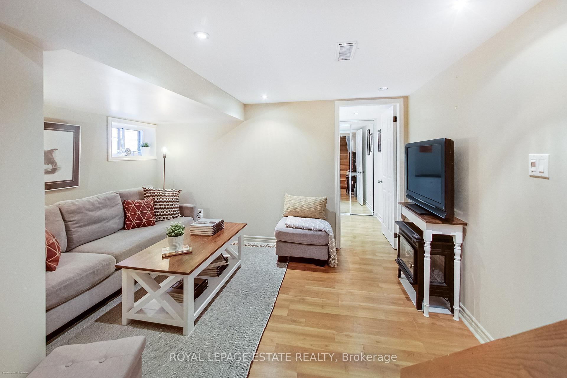 Photo of Unit BSMT, 4 Linton Avenue