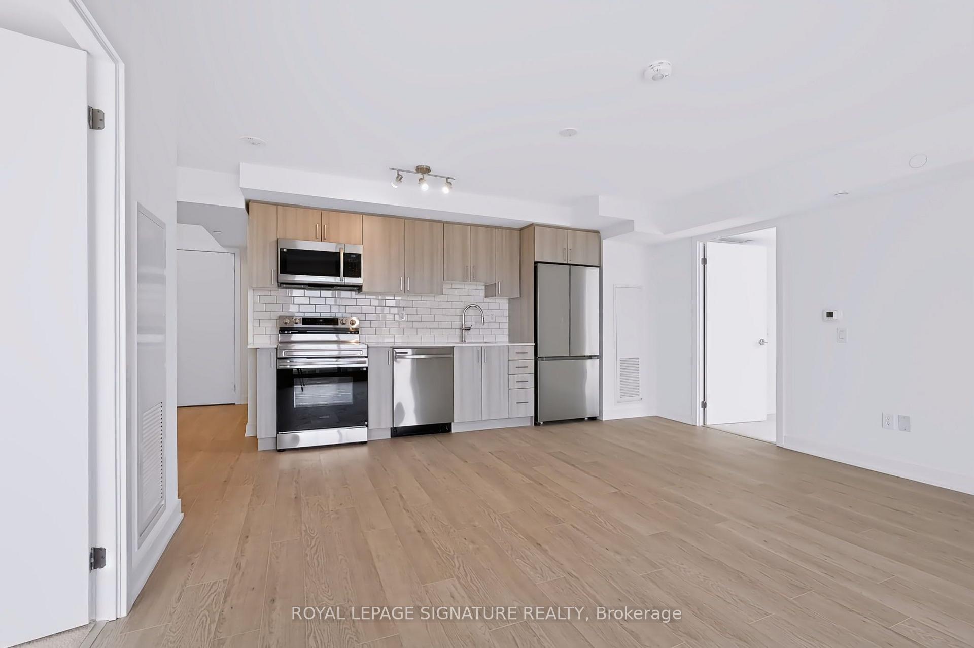 Photo 7 of Unit 2011, 1010 Sandy Beach Road, Pickering, Bay Ridges — HOMEH