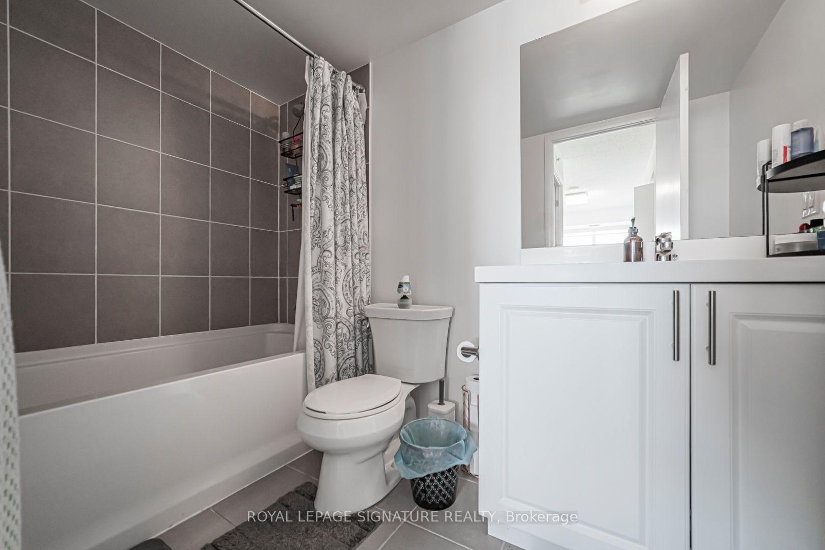 Photo 10 of Unit 1017, 830 Lawrence Avenue W, North York, Yorkdale-Glen Park — HOMEH