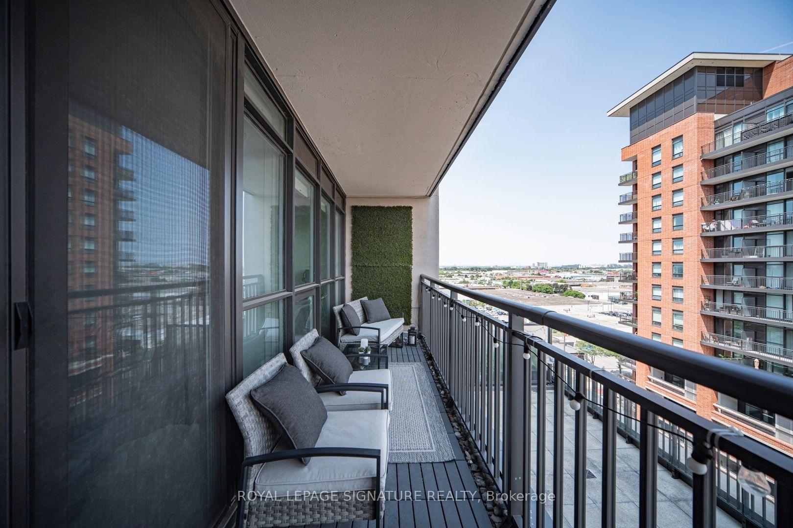Photo 16 of Unit 1017, 830 Lawrence Avenue W, North York, Yorkdale-Glen Park — HOMEH